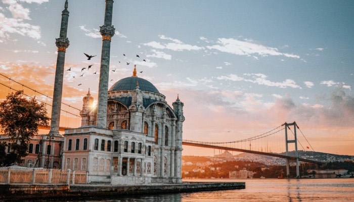 Istanbul - Dan primirja