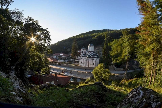 Manastir Tumane i Srebrno jezero